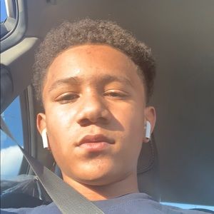 Meet your Posher, Roberto